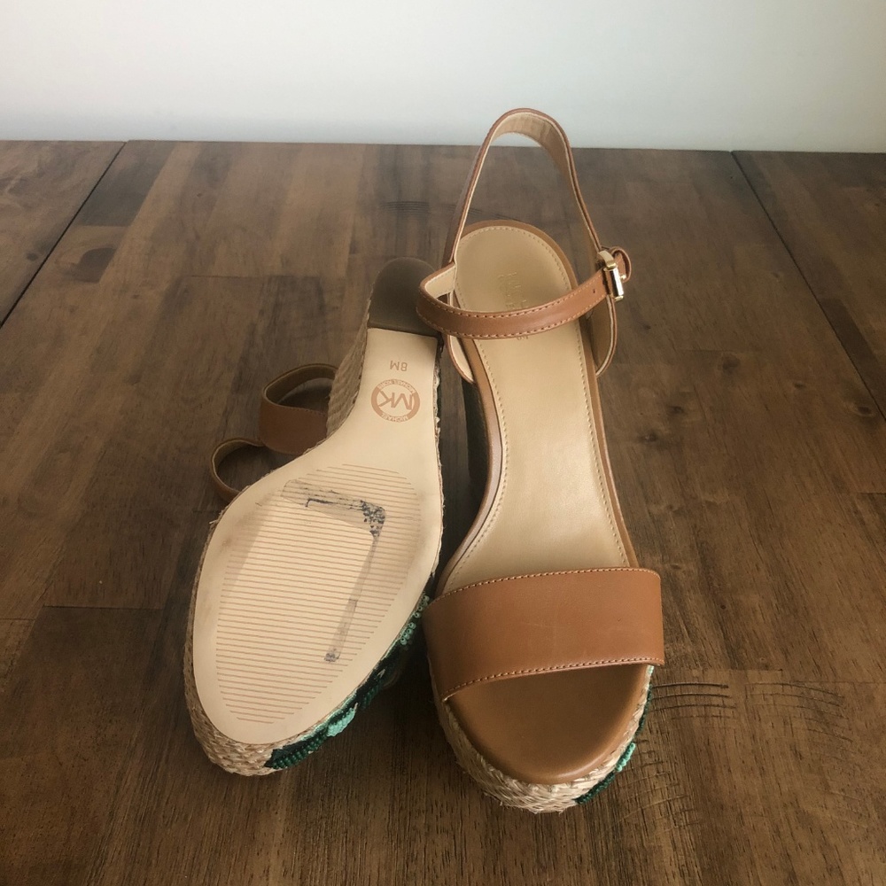 New Michael Kors Fisher Palm Embroidered Wedge - Picture 6 of 6